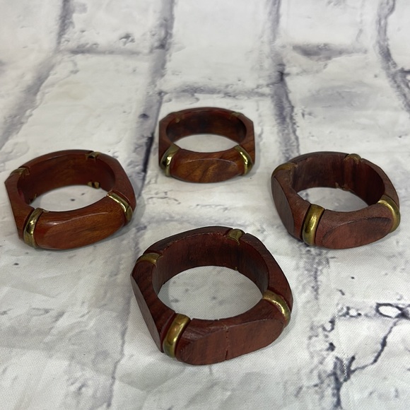 Polished Reddish Wood and Brass Napkin Rings Bohemian Set of 4 Made in India - Picture 3 of 5